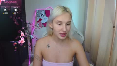 Evelina online show from March 2026 09:02:01 AM