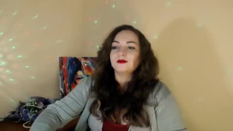 Snapshot of evelineli chatting on February 2025 02:48:02 PM Lydia online show from February 2025 02:48:02 PM