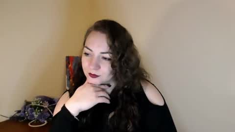 Snapshot of evelineli chatting on March 2025 07:32:02 AM Lydia online show from March 2025 07:32:02 AM