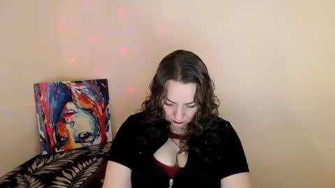 Snapshot of evelineli chatting on October 2025 09:34:01 PM Lydia online show from October 2025 09:34:01 PM