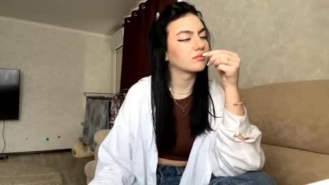 Sofia online show from February 2026 06:13:01 AM