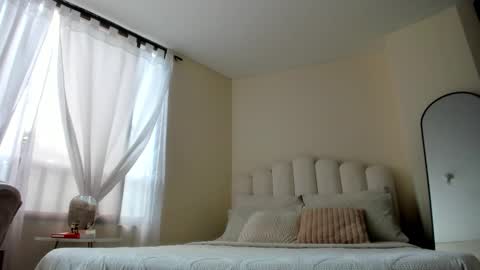 Eve online show from November 2025 05:57:02 PM