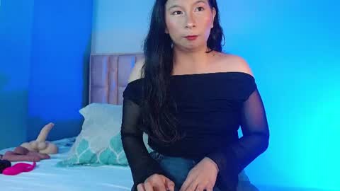 Snapshot of evelyn_flores1 chatting on June 2026 02:46:02 AM online show from June 2026 02:46:02 AM