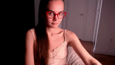Snapshot of evelyn_gg chatting on April 2026 09:41:02 AM Evelyn online show from April 2026 09:41:02 AM