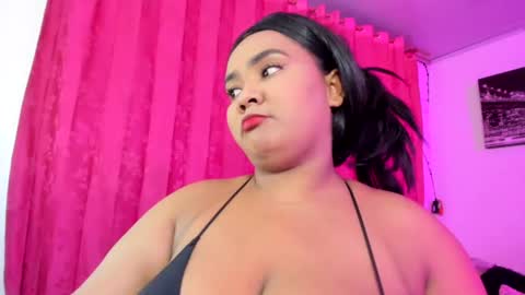 Evelyn Sandoval online show from July 2026 01:30:01 AM