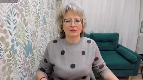 Evelyn online show from January 2026 05:10:02 AM