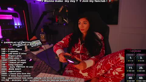 Evelyne online show from December 2024 05:14:02 AM