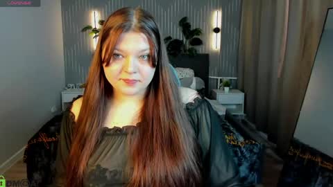 Snapshot of evelyne_loo chatting on April 2026 09:13:01 AM Evelyne Loo online show from April 2026 09:13:01 AM