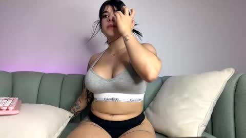 even_scoty online show from November 2025 02:38:02 PM