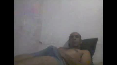 Snapshot of everaldosantos chatting on December 2024 12:03:02 AM everaldosantos online show from December 2024 12:03:02 AM