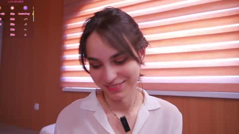 Anita online show from April 2026 10:00:01 AM