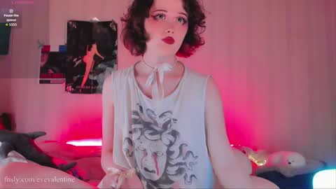 Eva  online show from May 2026 07:04:01 PM