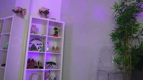 evewilder online show from March 2026 06:14:01 AM