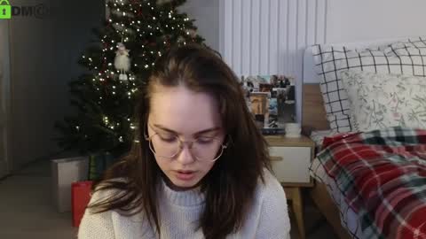 evi_woow online show from January 2025 09:46:02 PM
