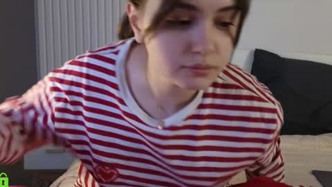 evi_woow online show from February 2025 09:52:01 PM