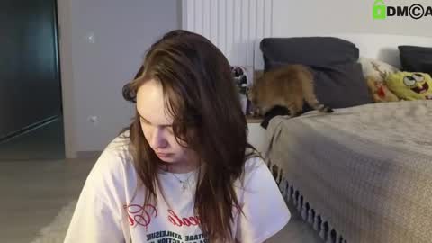 evi_woow online show from March 2025 10:43:01 PM