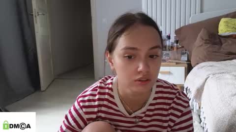 evi_woow online show from February 2026 11:22:02 AM