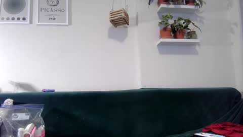 Snapshot of evillers1 chatting on March 2025 02:36:01 AM Badblondebunny online show from March 2025 02:36:01 AM