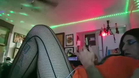 Cloudia Kumz online show from June 2026 10:35:02 PM