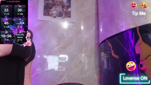 evonilatina online show from June 2026 10:10:01 PM