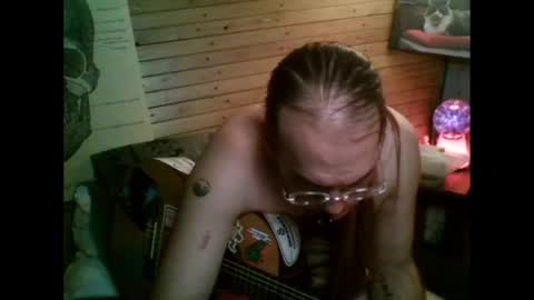 Snapshot of evpierce chatting on July 2026 07:23:02 AM EvPierce online show from July 2026 07:23:02 AM