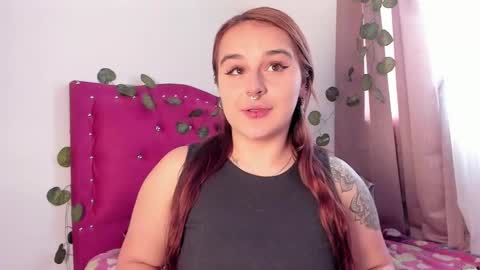 Snapshot of evy_orange1 chatting on December 2024 04:38:01 PM EVY online show from December 2024 04:38:01 PM