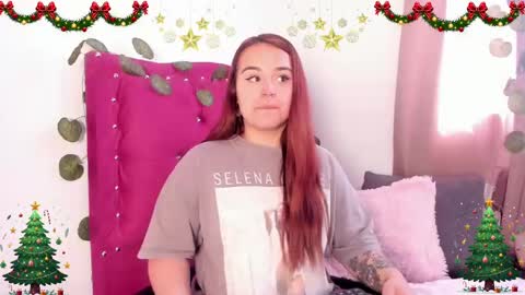 Snapshot of evy_orange1 chatting on December 2024 03:00:02 PM EVY online show from December 2024 03:00:02 PM