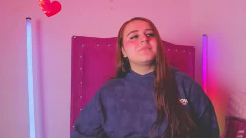 Snapshot of evy_orange1 chatting on October 2025 01:14:01 AM EVY online show from October 2025 01:14:01 AM