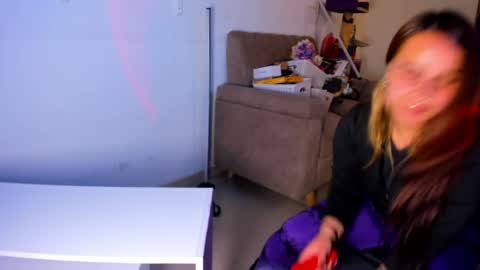 EVY online show from April 2026 01:16:02 AM