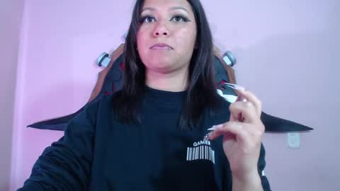 Im Evy online show from November 2025 02:39:02 PM