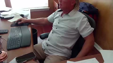 Snapshot of exhibitman69_ldb chatting on November 2025 05:01:02 PM exhibitman69_ldb online show from November 2025 05:01:02 PM