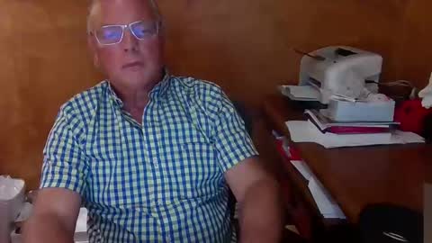 Snapshot of exhibitman69_ldb chatting on February 2026 01:35:02 AM exhibitman69_ldb online show from February 2026 01:35:02 AM