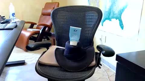 Snapshot of exhibitman69_ldb chatting on May 2026 08:50:01 PM exhibitman69_ldb online show from May 2026 08:50:01 PM
