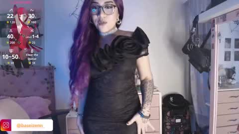 Snapshot of exodiakinky chatting on December 2025 04:17:01 AM Goddess Exodia please help me reach 100 thumbs up online show from December 2025 04:17:01 AM