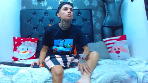 Snapshot of exotichot_couple chatting on December 2024 03:59:02 AM exotichot_couple online show from December 2024 03:59:02 AM