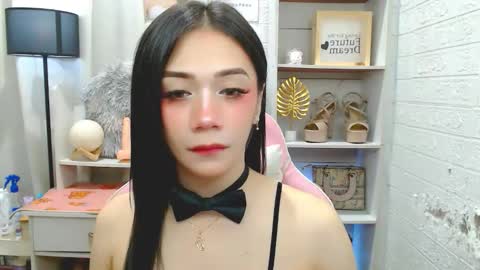 exotictssavie online show from November 2025 04:29:02 PM