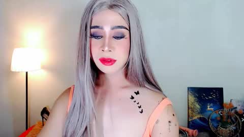 Snapshot of expensive_elise chatting on February 2026 04:07:02 PM expensive_elise online show from February 2026 04:07:02 PM