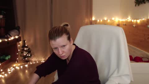 Crystal online show from January 2025 03:34:02 AM