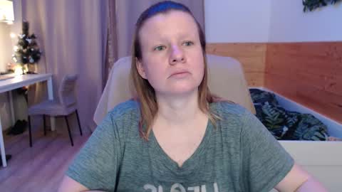 Crystal online show from February 2026 05:38:02 PM