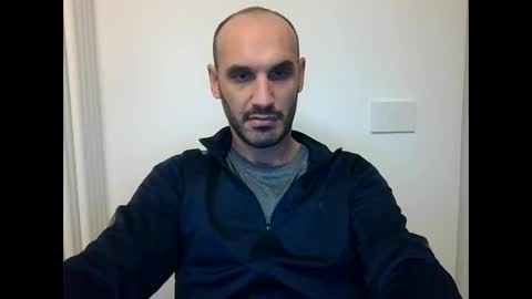 Extro online show from November 2025 10:10:01 PM