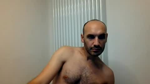 Snapshot of extr0 chatting on July 2026 11:51:02 PM Extro online show from July 2026 11:51:02 PM