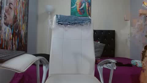 extrella_latina22 online show from December 2024 12:19:02 AM