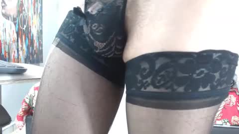 extrella_latina22 online show from December 2024 11:08:01 PM