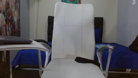 extrella_latina22 online show from January 2025 11:44:01 PM