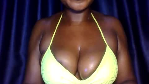 Snapshot of extremelywetgirl_ chatting on April 2026 04:21:02 AM extremelywetgirl_ online show from April 2026 04:21:02 AM