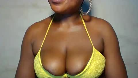 Snapshot of extremelywetgirl_ chatting on April 2026 10:38:01 PM extremelywetgirl_ online show from April 2026 10:38:01 PM