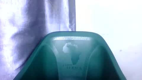 Snapshot of extremelywetgirl_ chatting on May 2026 06:17:02 PM extremelywetgirl_ online show from May 2026 06:17:02 PM