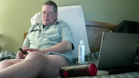 Eyeswideshut63 online show from February 2025 05:37:01 AM