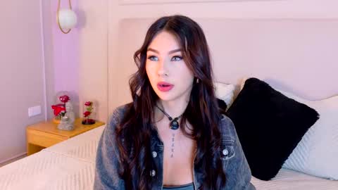 eymicooper online show from January 2026 06:57:02 PM