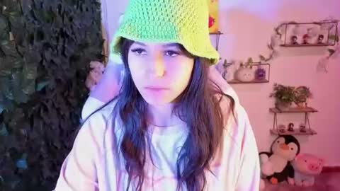 eymmy_24 online show from June 2026 01:41:01 AM